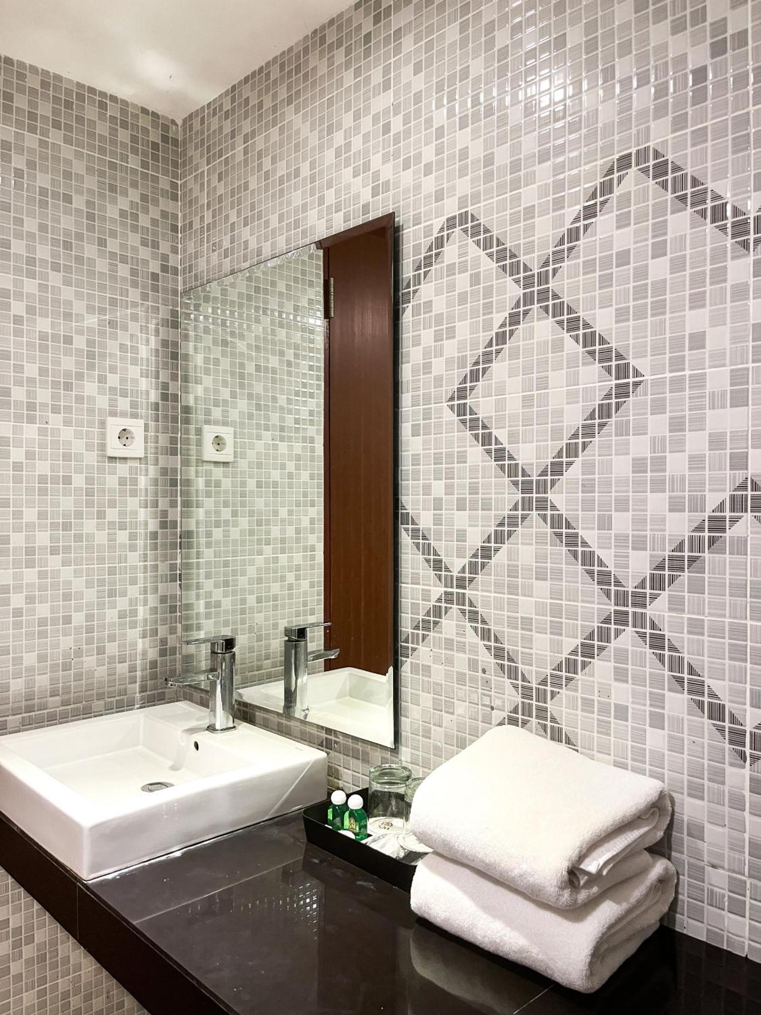Sm Tower Hotel And Convention Berau Tanjung Redep Zewnętrze zdjęcie